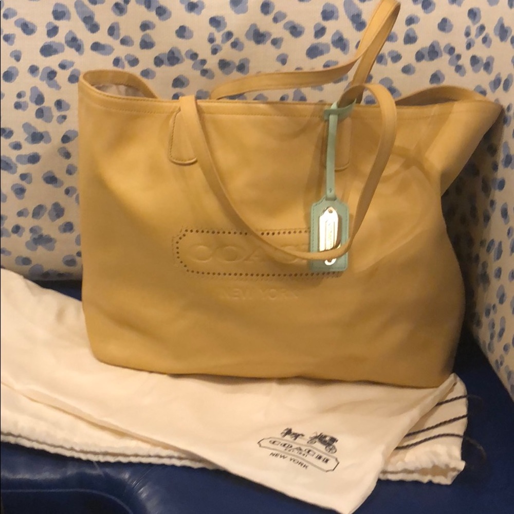 Authentic COACH handbag